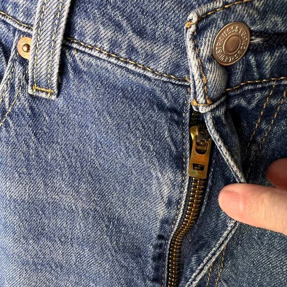 Levis Jeans Mens Size 32 X 34 Blue 505 Medium Wash Cotton Blend Denim Classic - Picture 11 of 16